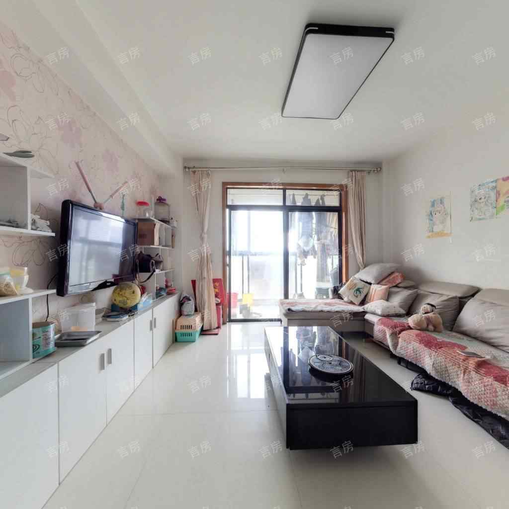 滨江浦沿公寓小高层，满五唯一两房，自住装修诚心出售